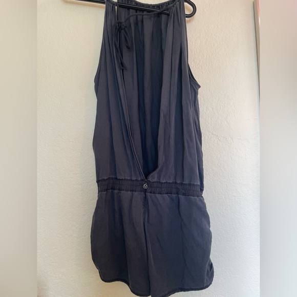 Lululemon Dark Grey HEAT THE STREET Open Back Romper Onesie - Picture 13 of 17